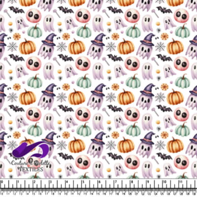 Citrouilles, fantômes, chauves-souris, chapeaux de sorcières et toiles d'araignées