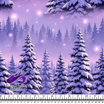 Sommets Enneigés de Pins dans une Forêt Magique au Crépuscule