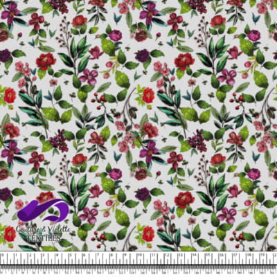 Fleurs brodées - Roses sur fond de lin blanc