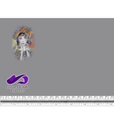 Paon Elisabeth - Portrait de fille - Chiseled Stone